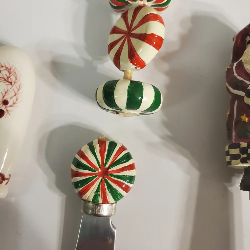 Lot Of 6 Christmas Cheese Butter Spreaders Knives Stainless Santa Candy CaneASIS